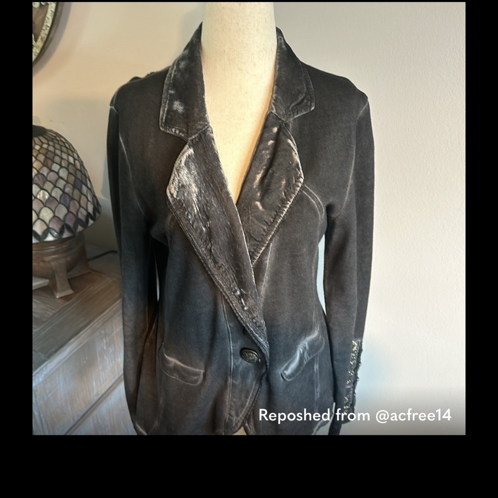 Aratta Charcoal Velvet Blazer